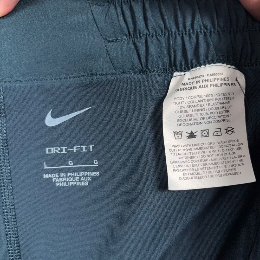 Nike Dri-FIT High-Waisted 3" 2-in-1 Shorts Womens Size L Armory Navy Poly NEW - Picture 5 of 10